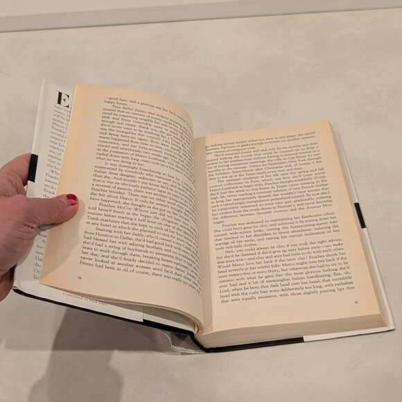 Book 2 of 2: I'll Take Manhattan - Spring Collection A Novel By Judith Krantz - Picture 6 of 9